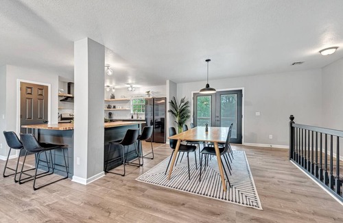 Bentonville House | Bentonville Luxury - Trails! - Bike Out - 2 Decks