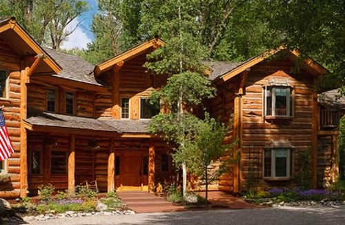 Wilson Hotel | Bentwood Inn