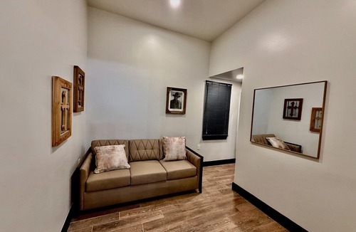 Georgetown House | Bentwood Texas Stage Suite