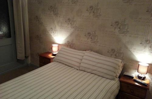 Moreton Morrell Cabin | Beoley Lodge