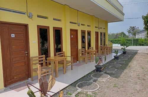 Berastagi House | Berastagi Mountain View Homestay & Pizzeria