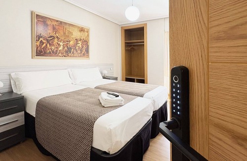 Logrono City Centre House | Berceo Rooms Self Check-in