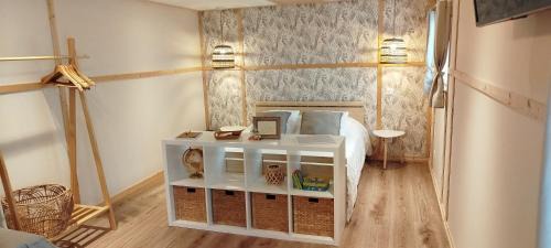 Berck-sur-Mer Ski Chalet | BERCK-PLAGE - Location saisonnière Tiny House insolite - 4 hébergements atypiques avec terrasse privée, proche mer, parking privé et gratuit, idéal weekend romantique, vacances en famille ou groupe