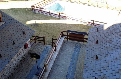 Linsoles Apartment | Berde-vall Benás Familias
