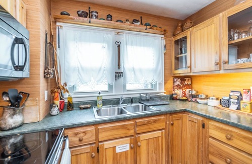 Berea Cottage | Berea Painter's Cottage