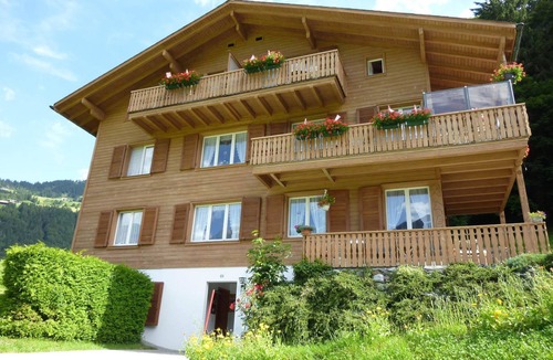 Engelberg Apartment | Berg Enzian by Interhome