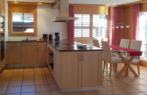Beatenberg Apartment | Berg-Seeblick by Interhome