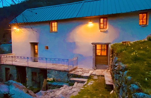 Treves Cottage | Bergerie au Coeur du Maquis Piscine Privée