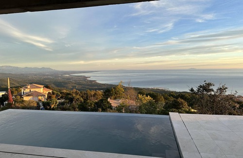 Sari-Solenzara Villa | Bergerie, Panoramic sea view, Heated pool, Gr20 access