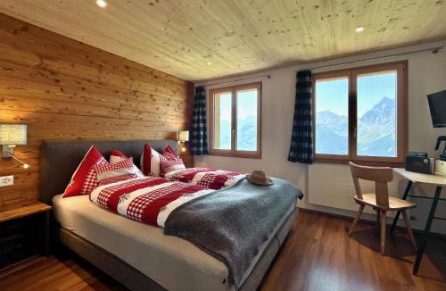 Altdorf Hotel | Berggasthaus Eggberge - Boutique Mountain Hotel - Access via Cablecar