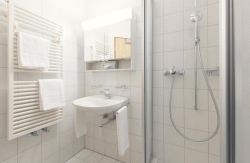 Berninahauser Hostel | Berghaus Diavolezza