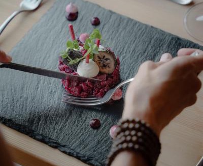 Glarus Sued Hotel | Berghotel Mettmen
