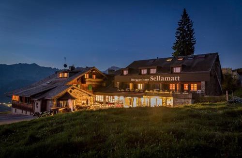 Alt Sankt Johann Hotel | Berghotel Sellamatt