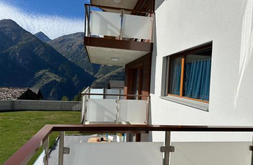 Graechen Apartment | Bergperle