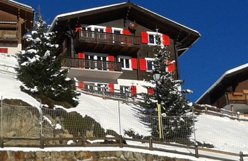 Bettmeralp Apartment | Bergrast OG Süd-West by Interhome