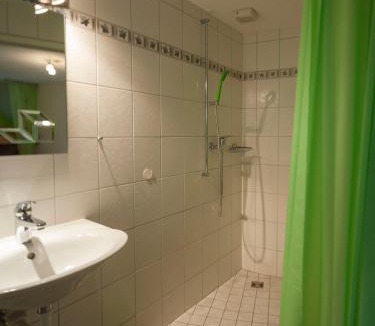 Herznach Bed & Breakfast | Bergwerksilo Herznach