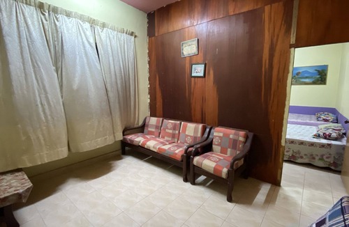 Pasir Puteh Hotel | Berkat GuestRoom
