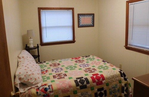 Hinsdale Cottage | Berkshire Cottage on Ashmere Lake