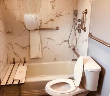 Pittsfield Hotel | Berkshire Inn