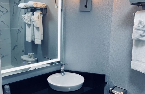 Pittsfield Hotel | Berkshire Inn