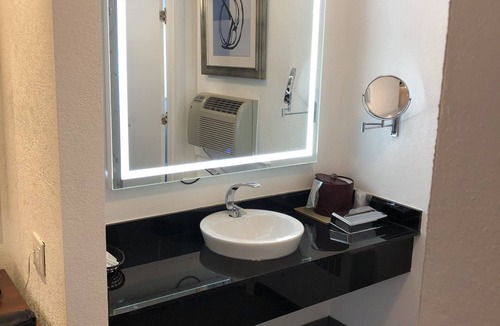 Pittsfield Hotel | Berkshire Inn