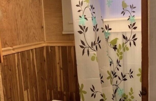 Enosburg Falls Apartment | Berkshire's Off The Grid Tiny Home