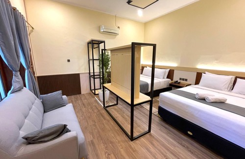 Kalipuro Hotel | Berlian Abadi Hotel By Sinergi