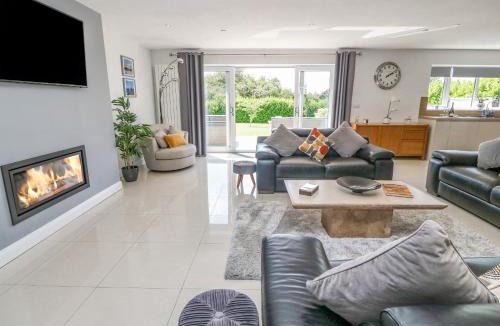 Llanbedrgoch House | Berllan