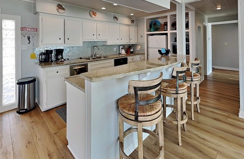 Bermuda Beach House | Bermuda Blue | Beachfront, Stunning Views