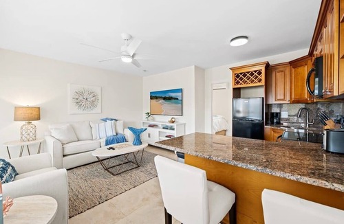 Lauderdale-by-the-Sea Apartment | Bermuda Isles Villas #18