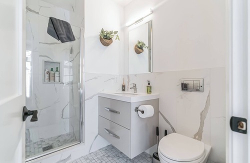 La Lengua Apartment | Bernal Heights 1Bed, 2Bath Apt