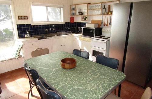 Para Wurlie House | Bernie's