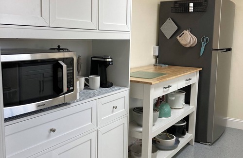 Madisonville Apartment | Berry Acres Retreat