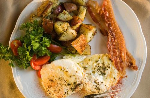 Rockland Bed & Breakfast | Berry Manor Inn