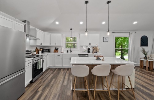 Clarksville Cottage | Bertin's Place