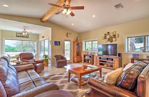 Oatmeal House | Bertram Ranch Property w/Patio & Gas Grill!