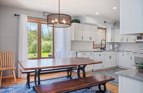 Bellaire House | Beside Quiet Waters S