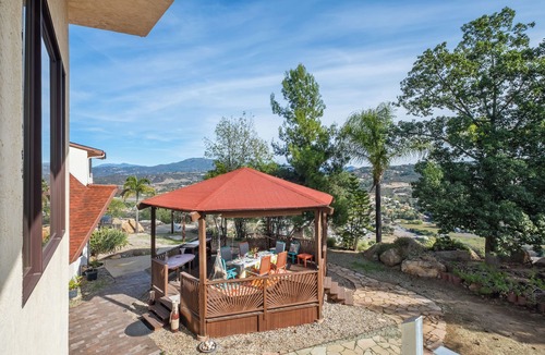 Alpine House | Beso De Cielo: Slow Sip Of Solitude. Custom made abode on top of the mount.