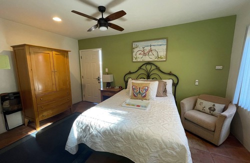 Sunset Beach Hotel | BESO DEL SOL