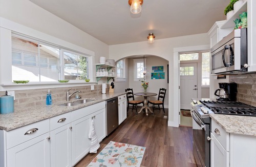 Grand Junction House | Bespoke Downtown Charmer with Modern Amenities