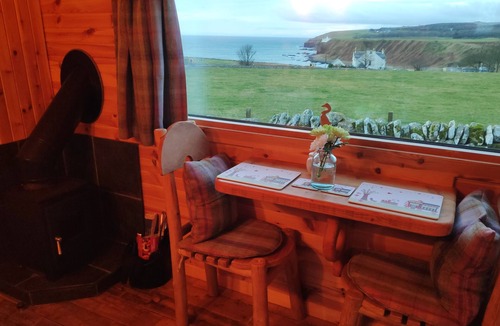 Dunbeath Cabin | Bespoke Hand Built Shepherds Hut in Dunbeath
