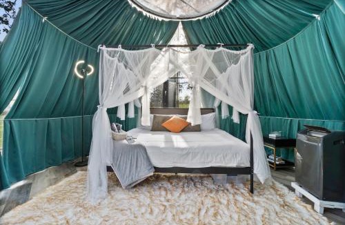 Shepherd Other | Bespoke Outdoor Bubbles