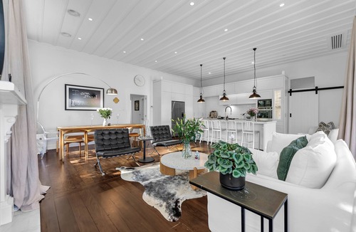 Lynfield House | Bespoke Stays - Christmas Oasis