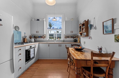 Devonport House | Bespoke Stays - Elegant Devonport Living