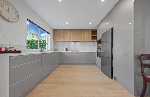 Devonport House | Bespoke Stays - Modern Elegance