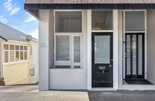 Stanley Point Apartment | Bespoke Stays - Rustic Stanley Bay Apartment