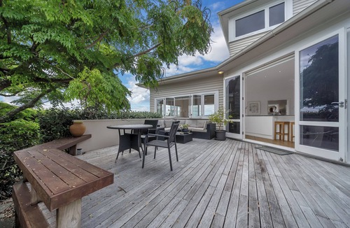 Devonport House | Bespoke Stays - Views Forever