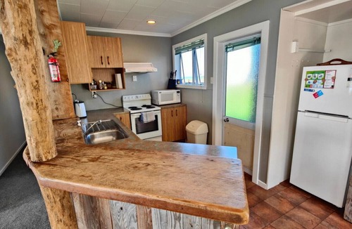 Colac Bay House | Best Bay Views in Colac Bay