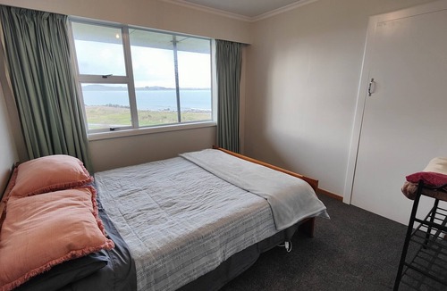 Colac Bay House | Best Bay Views