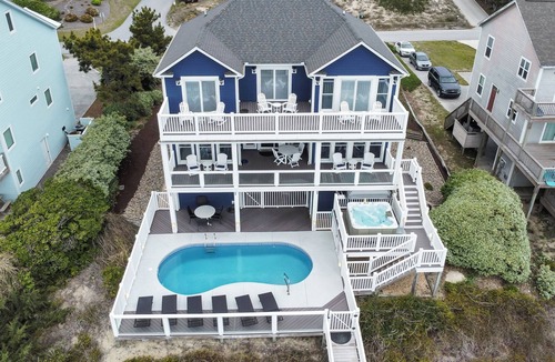Emerald Isle House | BEST BEACH, OCEANFRONT HOME, 6 BR, 5 BA, POOL, HOT TUB, ELEVATOR, GAME ROOM